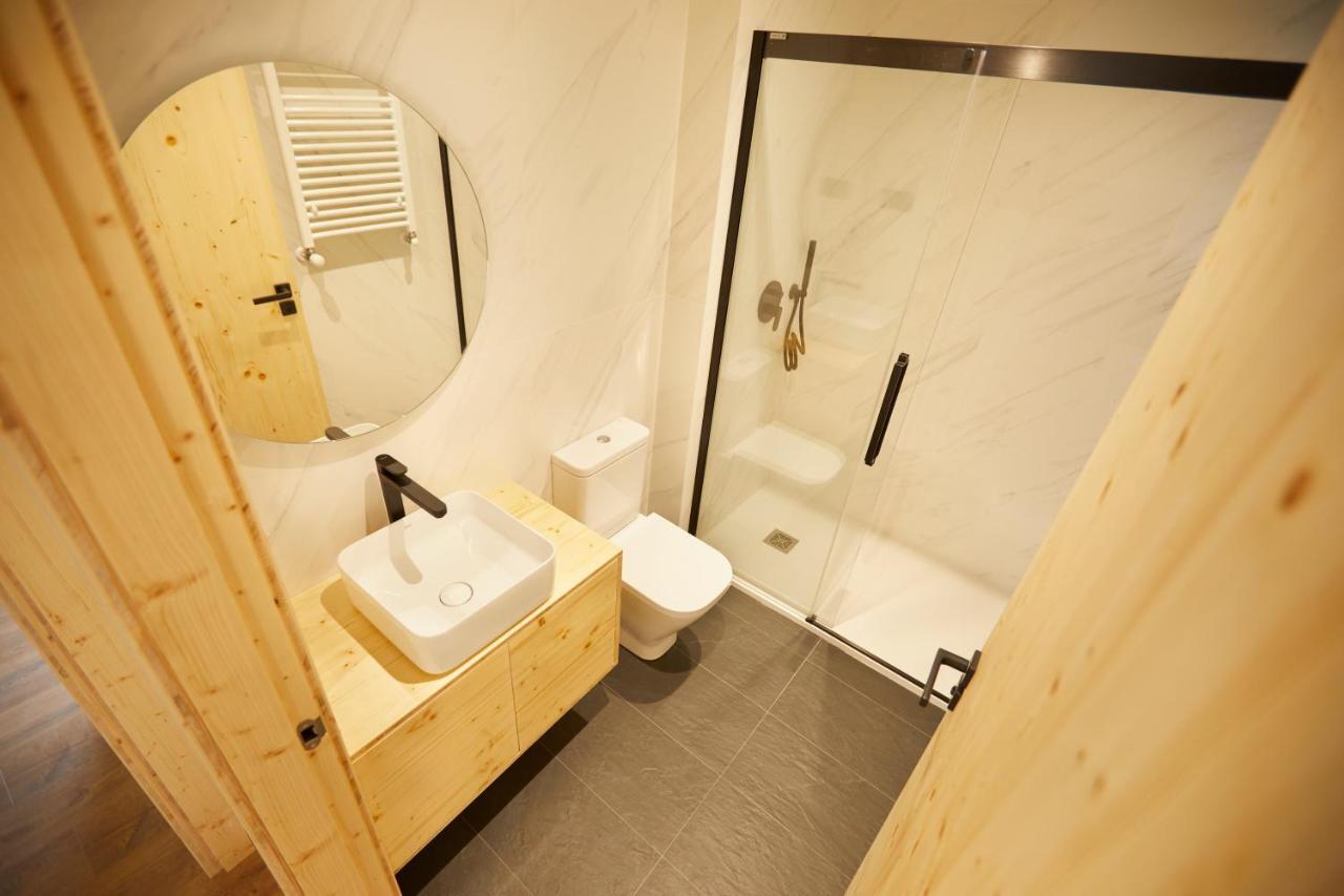 Apartamentos Arumes do Mar e Montaña - Viveiro Exterior foto